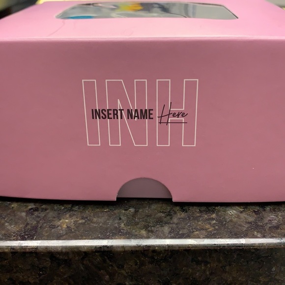 INH Insert Name Here Sammy bun hairpiece - Picture 9 of 9